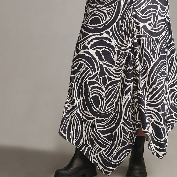 HTF By Anthropologie Short-Sleeve V-Neck Button-Front Midi Dress - Picture 9 of 9